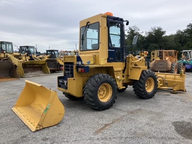 WHEEL LOADER — Auction (lot 8462-84)