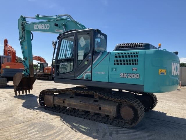 EXCAVATOR — Auction (lot 8462-87)