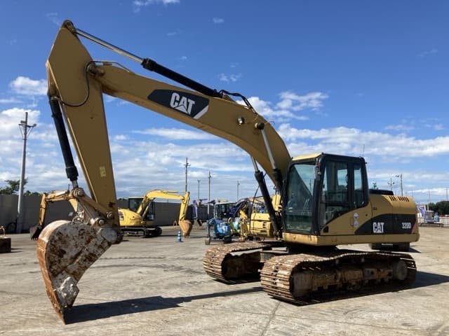 EXCAVATOR — Auction (lot 8462-90)