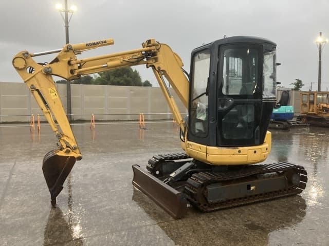 MINI EXCAVATOR — Auction (lot 8462-91)