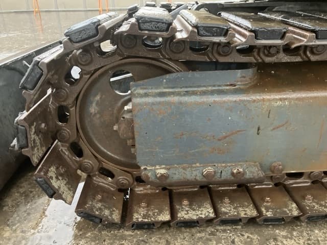 MINI EXCAVATOR — Auction (lot 8462-91)