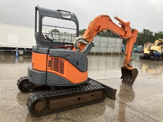 MINI EXCAVATOR — Auction (lot 8462-94)