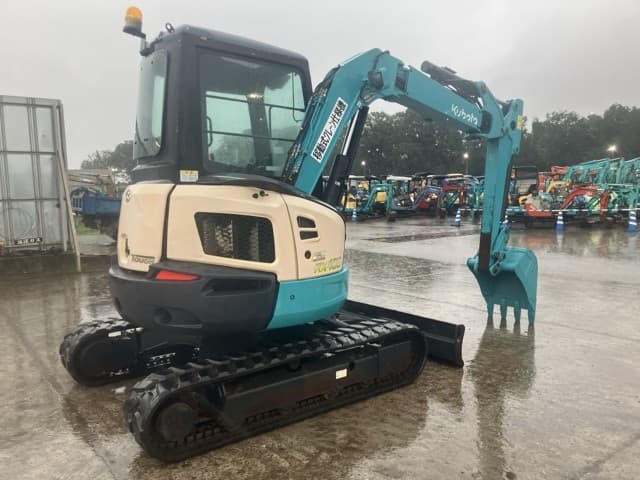 MINI EXCAVATOR — Auction (lot 8462-97)