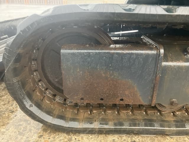 MINI EXCAVATOR — Auction (lot 8462-97)