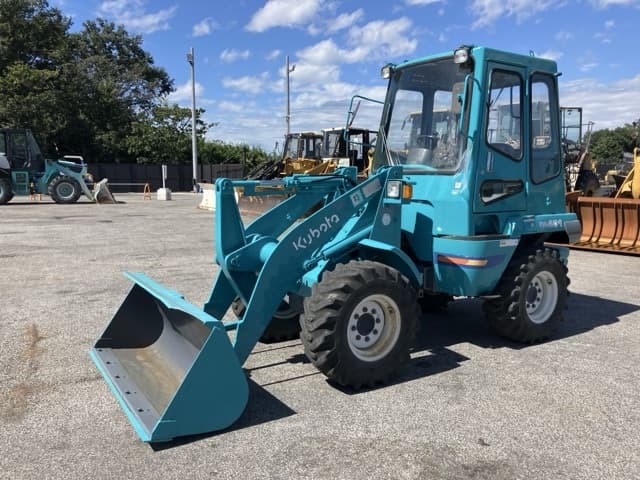MINI WHEEL LOADER — Auction (lot 8462-98)
