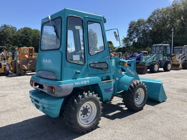 MINI WHEEL LOADER — Auction (lot 8462-98)