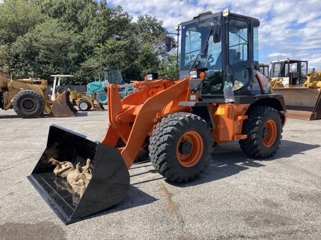 WHEEL LOADER — Auction (lot 8462-99)