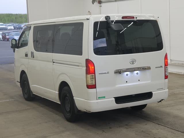 HIACE — Auction (lot vt-2-1802-2108)
