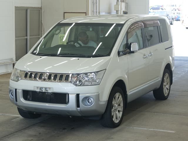 DELICA D:5 — Auction (lot vt-2-1802-2117)