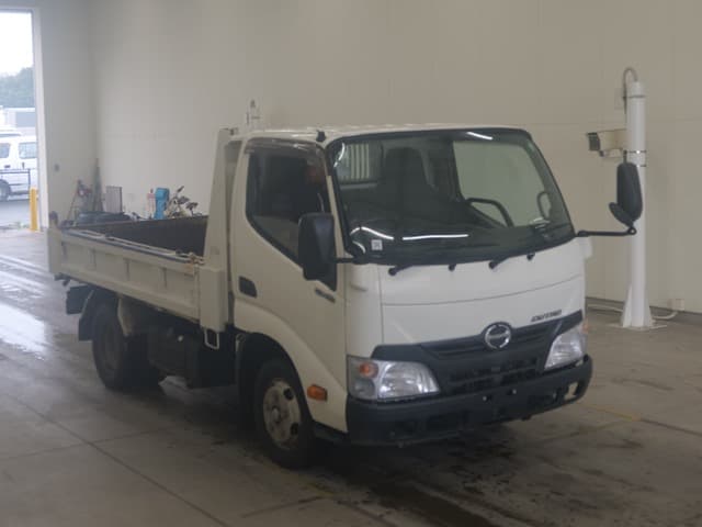 DUTRO — Auction (lot vt-8-6564-1135)