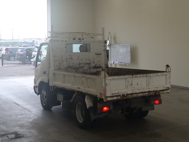 DUTRO — Auction (lot vt-8-6564-1981)