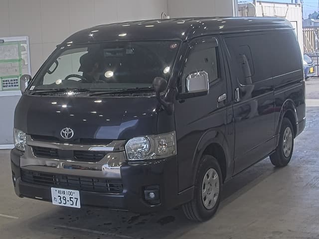 HIACE — Auction (lot vt-8-6564-20098)