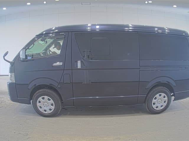 HIACE — Auction (lot vt-8-6564-20098)