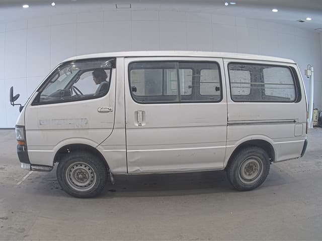 HIACE — Auction (lot vt-8-6564-20145)