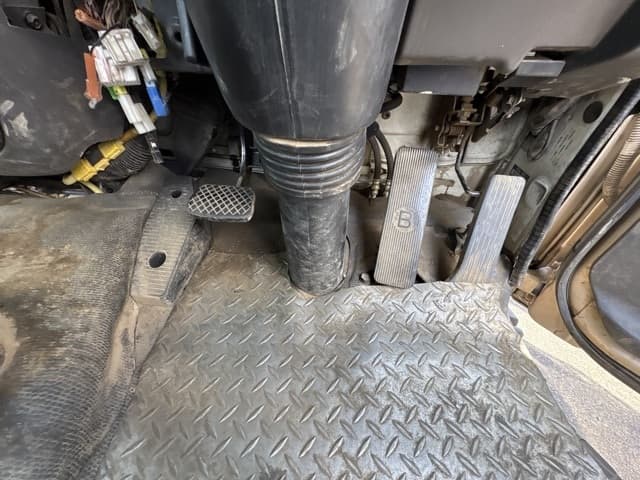 FORWARD — Auction (lot vt-8-6564-4247)