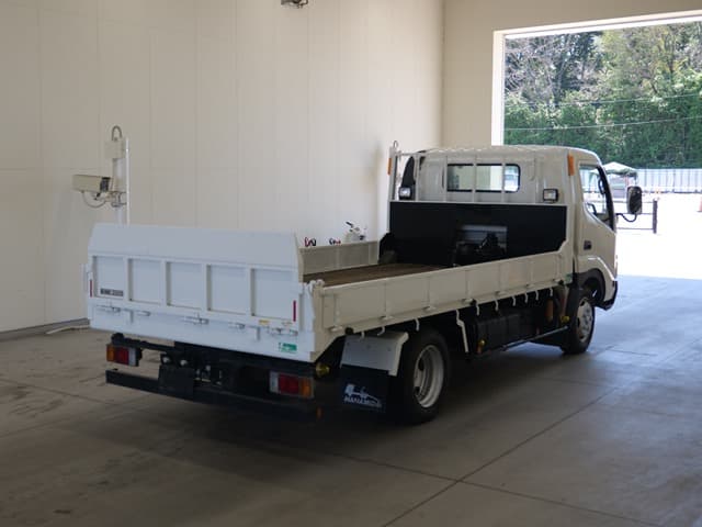 DUTRO — Auction (lot vt-8-6565-1165)