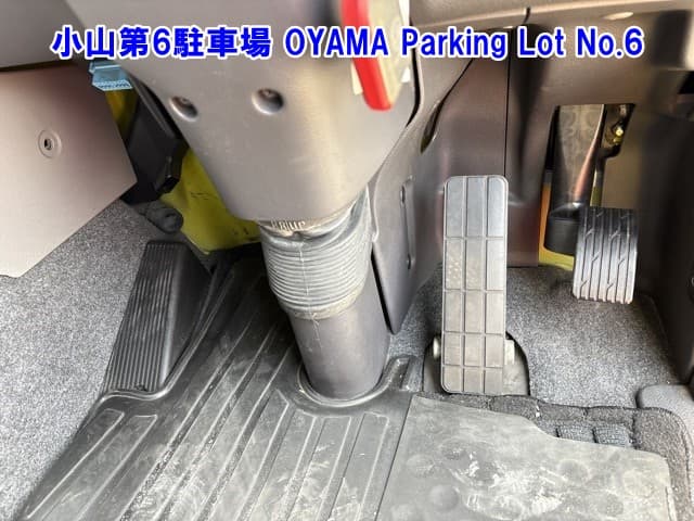 QUON — Auction (lot vt-8-6565-12018)