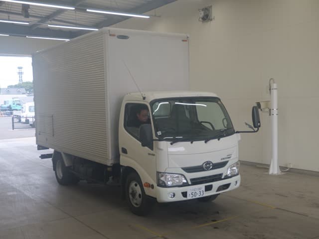 DUTRO — Auction (lot vt-8-6565-1267)