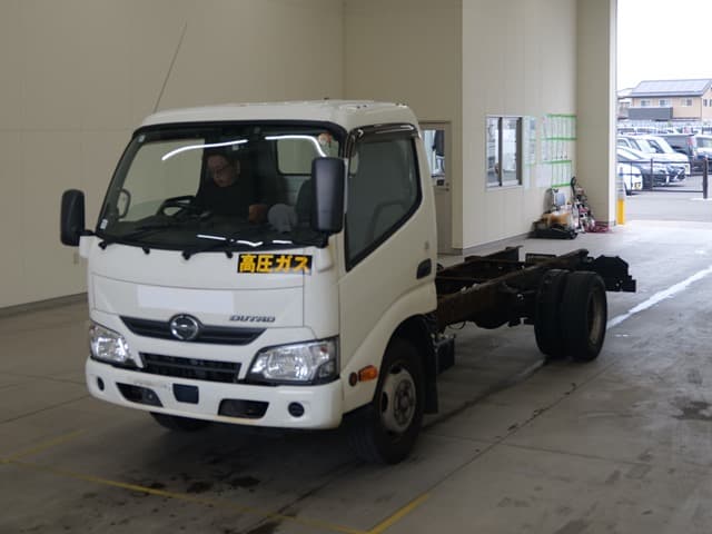 DUTRO — Auction (lot vt-8-6565-1280)