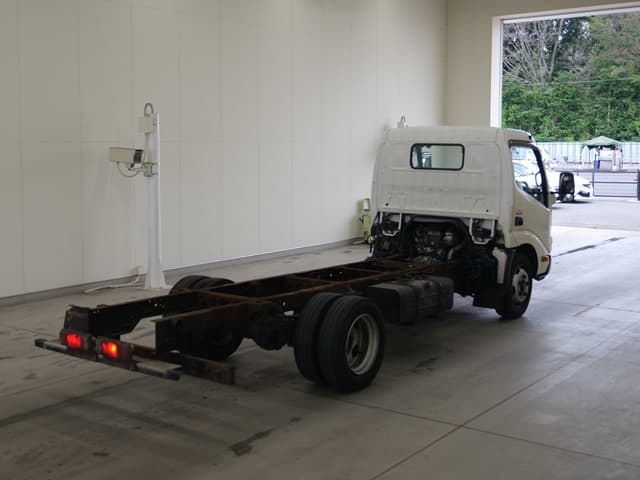 DUTRO — Auction (lot vt-8-6565-1280)