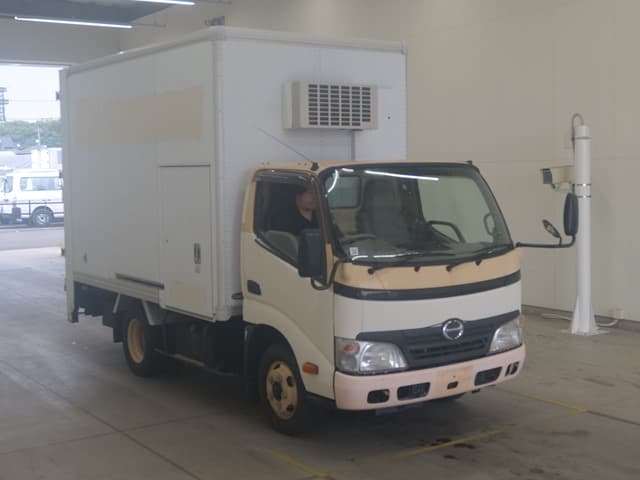 DUTRO — Auction (lot vt-8-6565-1314)
