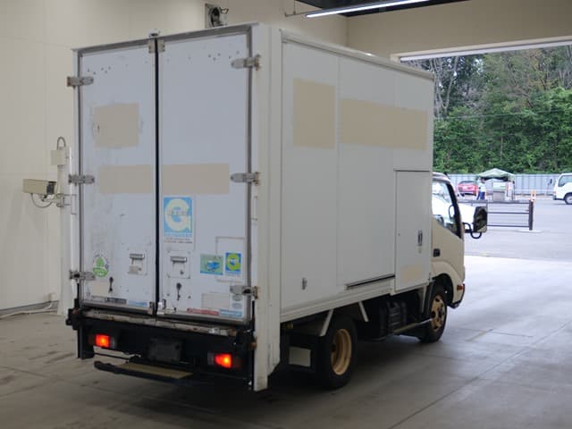 DUTRO — Auction (lot vt-8-6565-1314)