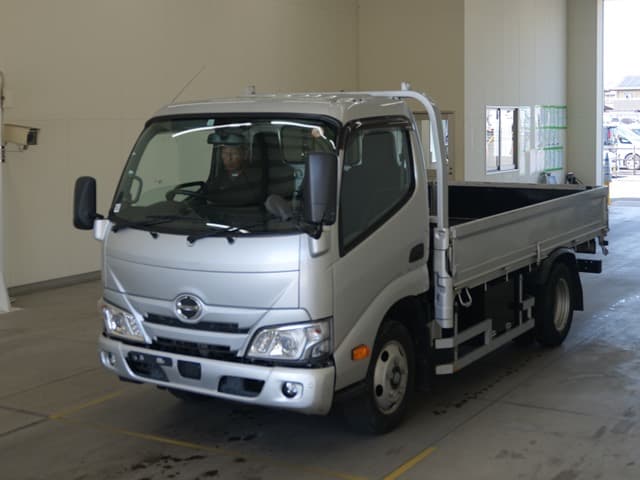 DUTRO — Auction (lot vt-8-6565-15009)