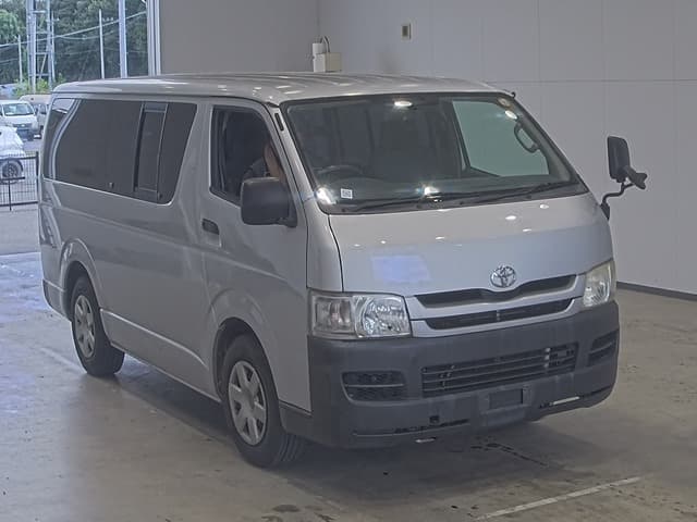 HIACE — Auction (lot vt-8-6565-20092)
