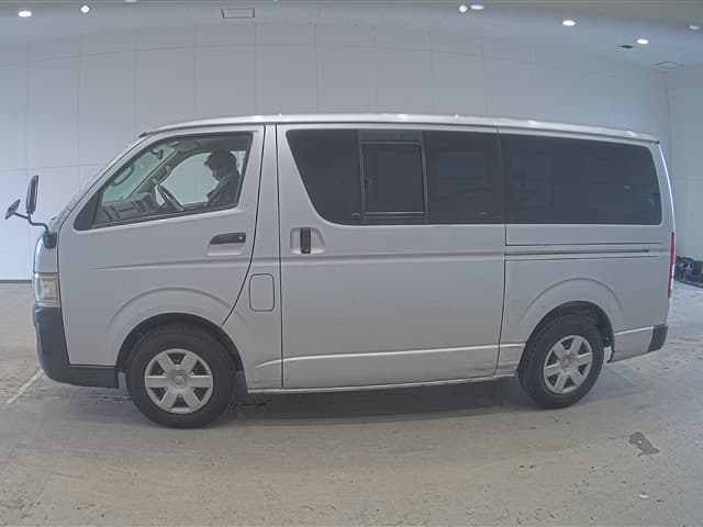 HIACE — Auction (lot vt-8-6565-20092)