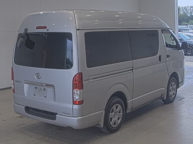 HIACE — Auction (lot vt-8-6565-20148)