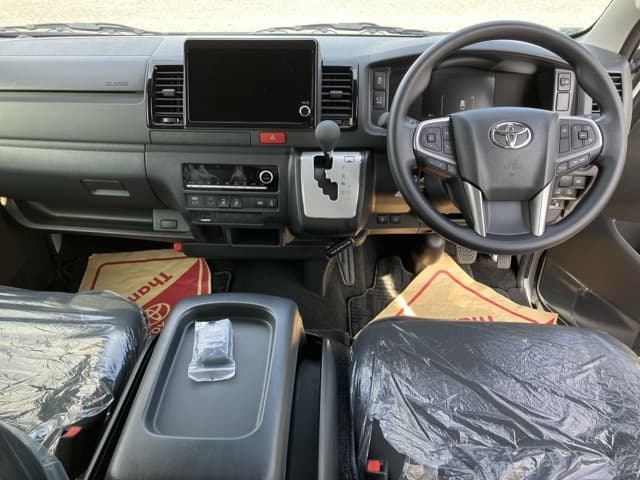 HIACE — Auction (lot vt-8-6565-20409)