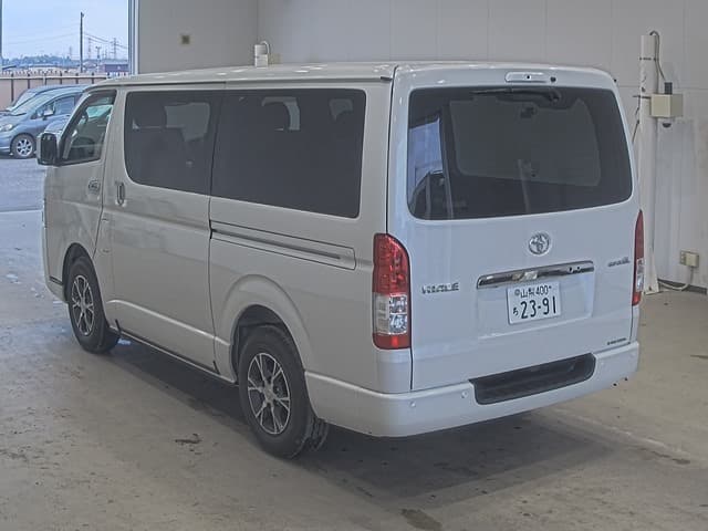 HIACE — Auction (lot vt-8-6565-20409)