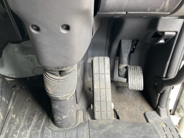 QUON — Auction (lot vt-8-6565-242)