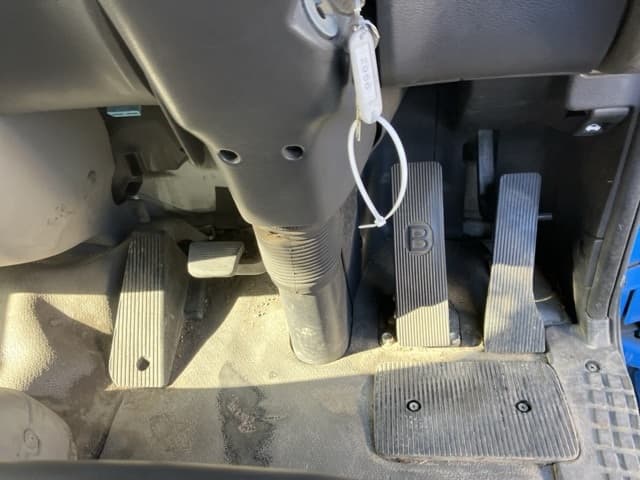 UD — Auction (lot vt-8-6565-3101)