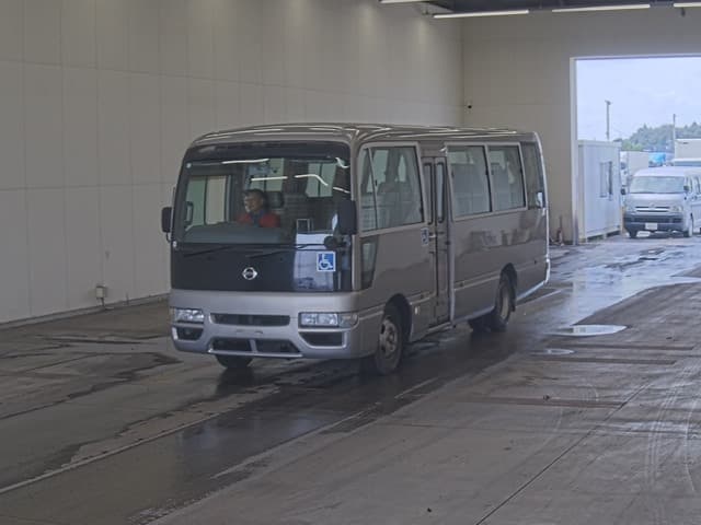 NISSAN — Auction (lot vt-8-6565-3428)