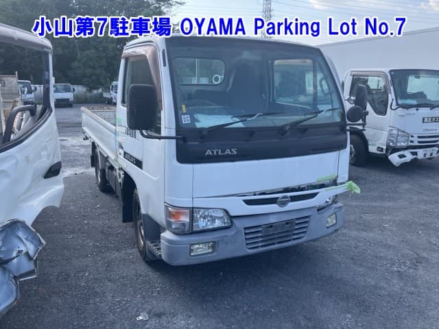 NISSAN — Auction (lot vt-8-6565-82187)