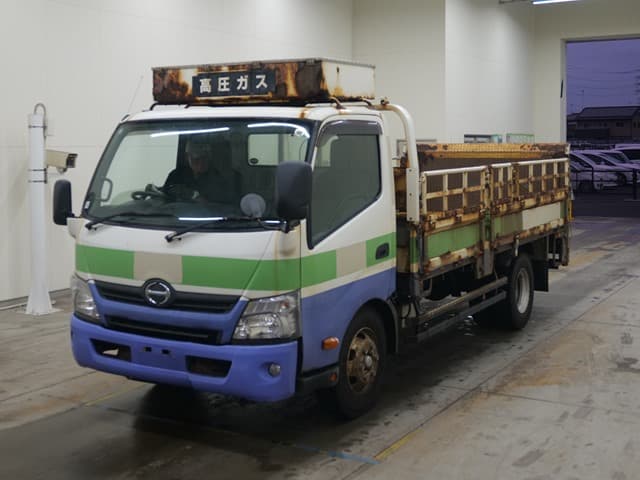 DUTRO — Auction (lot vt-8-6569-1037)