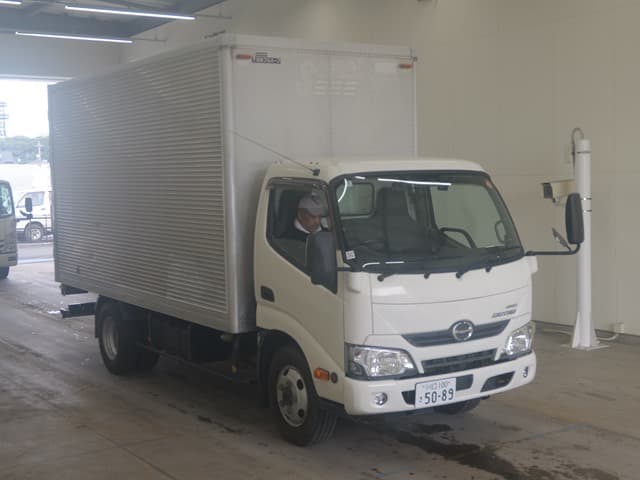 DUTRO — Auction (lot vt-8-6569-1296)
