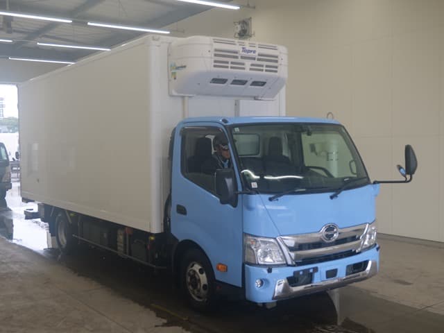 DUTRO — Auction (lot vt-8-6569-15041)