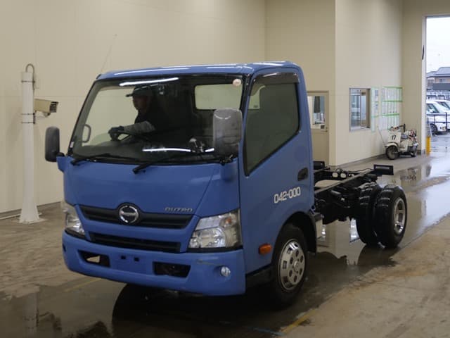 DUTRO — Auction (lot vt-8-6569-1536)