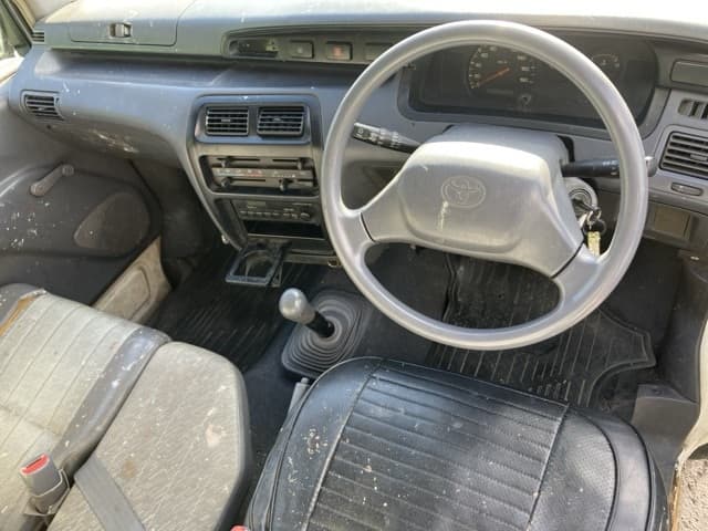 VOXY — Auction (lot vt-8-6569-20049)