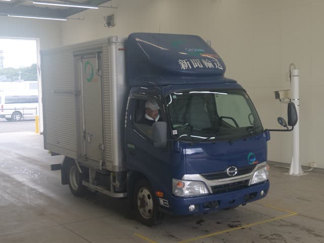 DUTRO — Auction (lot vt-8-6569-2006)