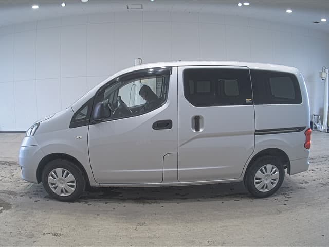 NV200VANETTE — Auction (lot vt-8-6569-20200)