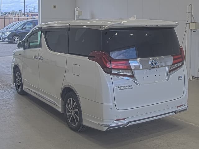 ALPHARDHYBRID — Auction (lot vt-8-6569-20370)