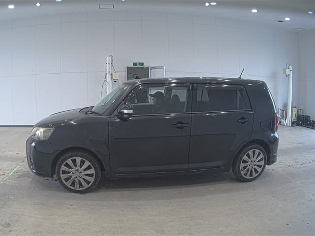 COROLLA RUMION — Auction (lot vt-8-6569-20397)