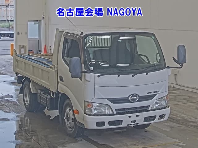 DUTRO — Auction (lot vt-8-6569-71006)