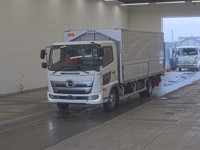 HINO (lot vt-8-6558-11048)