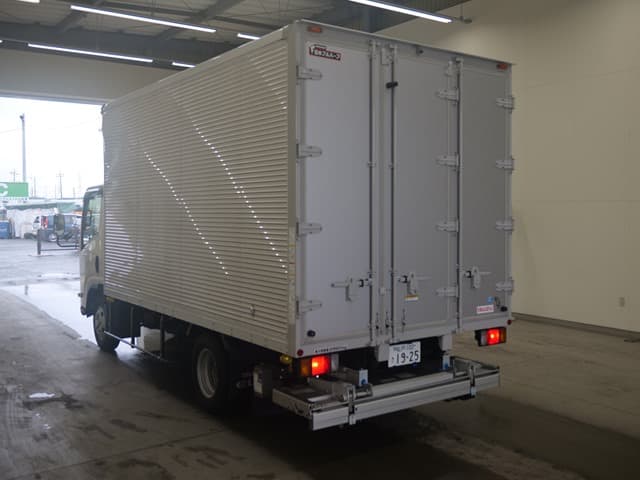 ISUZU (lot vt-8-6558-15050)