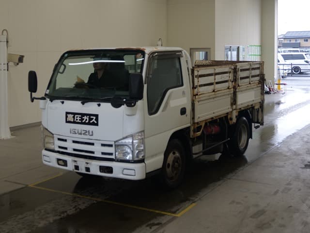 ISUZU (lot vt-8-6558-1678)