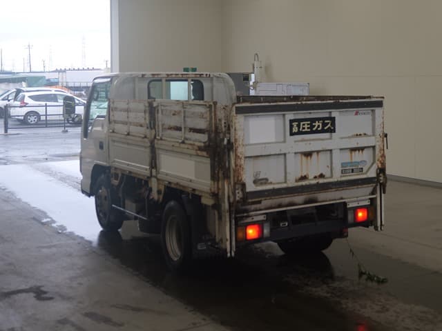 ISUZU (lot vt-8-6558-1678)